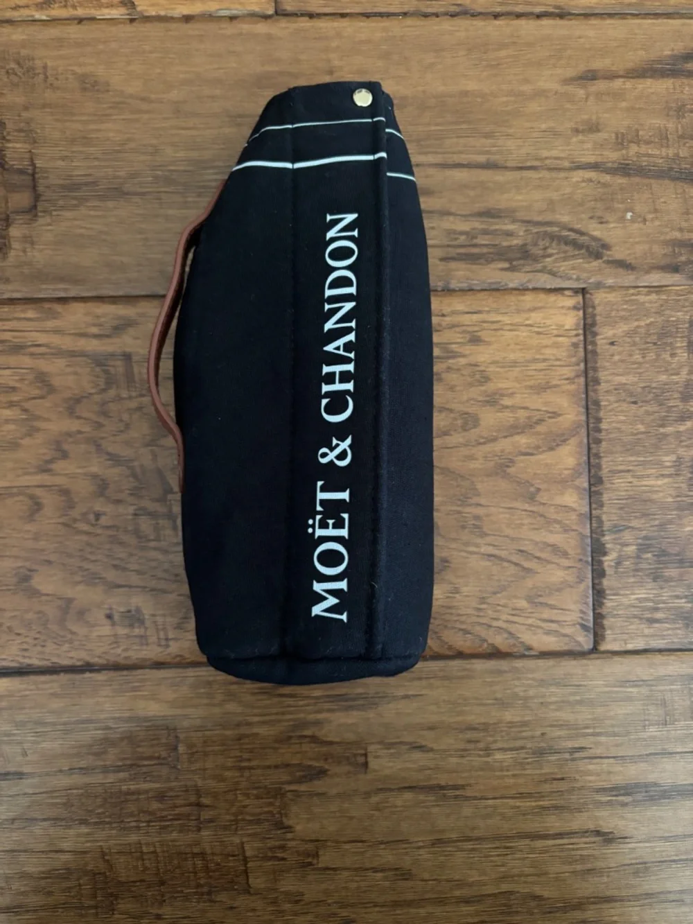 Moët‎ & Chandon Black Champagne Isotherm Suit Insulated Cool Jacket Bottle Cover